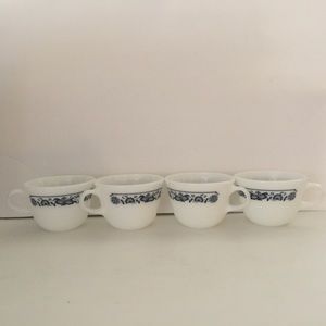 4 Vtg Corning Pyrex Old Town Blue Onion Cups Mugs